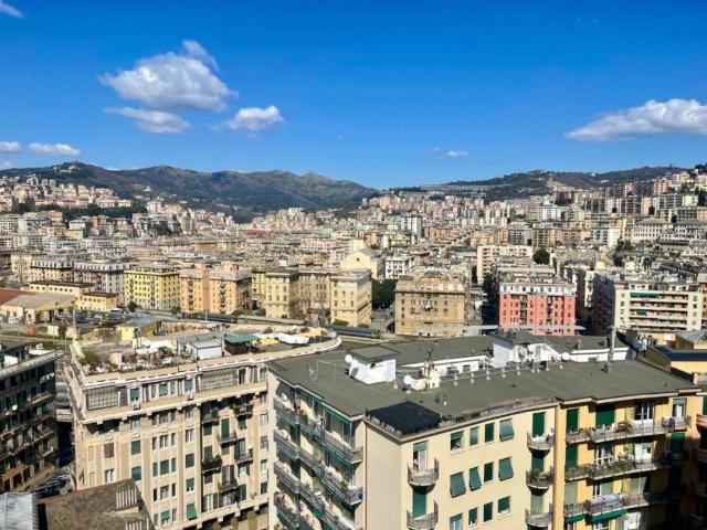 Appartamento in vendita a Genova GE