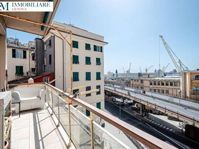 Appartamento in vendita a Genova GE