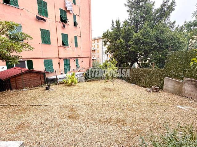 Appartamento in vendita a Genova GE