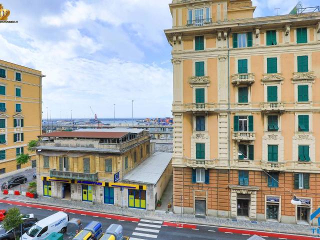 Appartamento in vendita a Genova GE