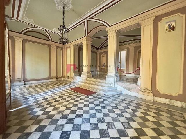 Appartamento in vendita a Genova GE