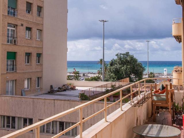 Appartamento in vendita a Genova GE
