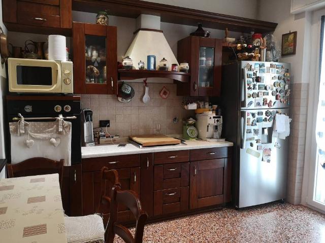 Appartamento in vendita a Genova GE