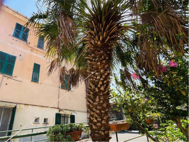 Appartamento in vendita a Genova GE
