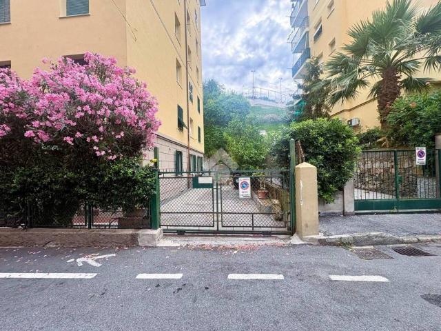 Appartamento in vendita a Genova GE