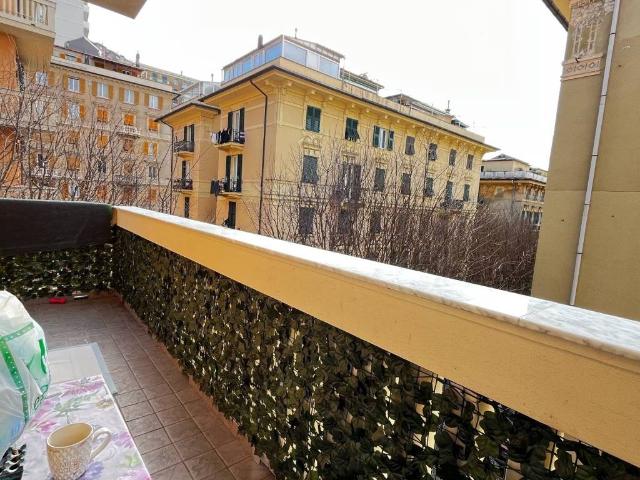 Appartamento in vendita a Genova GE