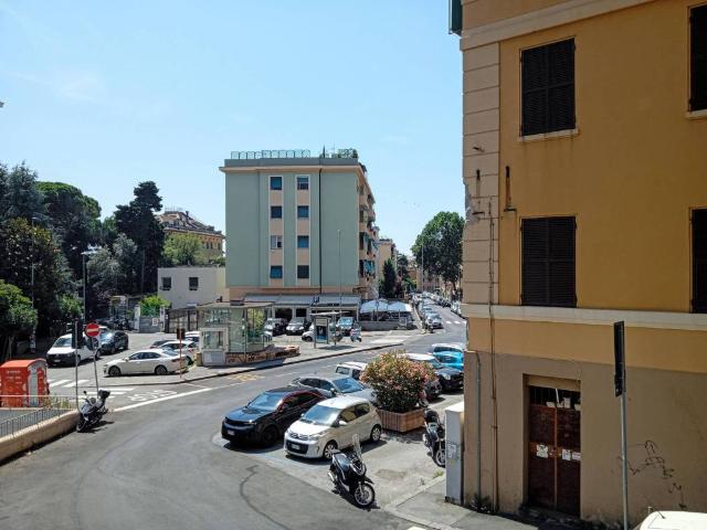 Appartamento in vendita a Genova GE