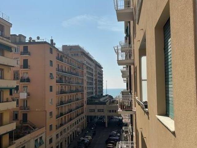 Appartamento in vendita a Genova GE