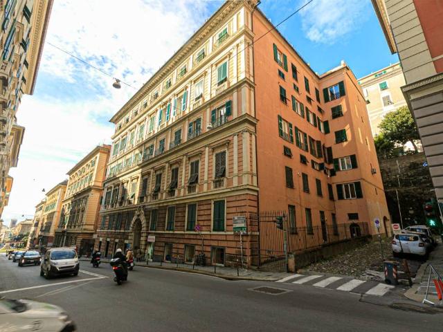 Appartamento in vendita a Genova GE