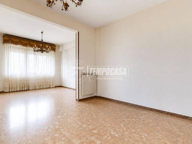 Appartamento in vendita a Genova GE