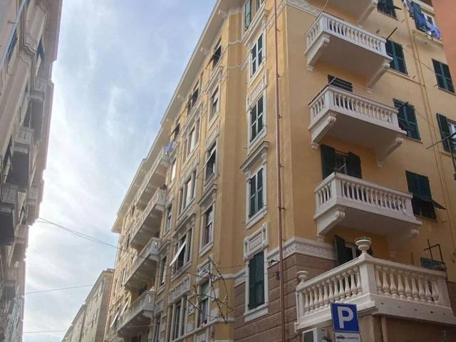 Appartamento in vendita a Genova GE
