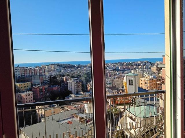 Appartamento in vendita a Genova GE
