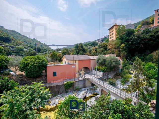 Appartamento in vendita a Genova GE