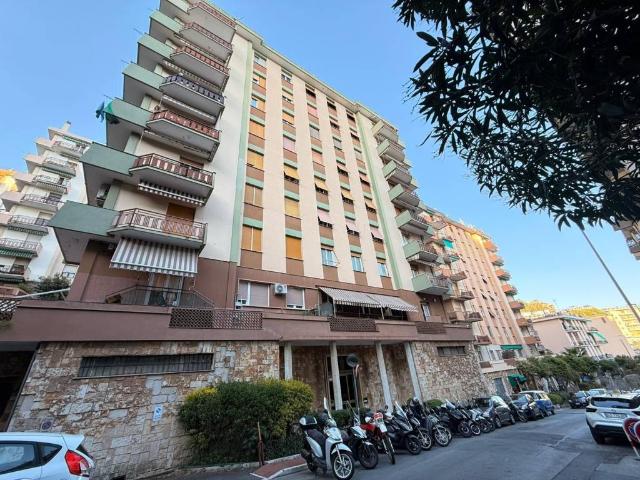 Appartamento in vendita a Genova GE