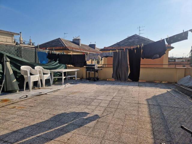 Appartamento in vendita a Genova GE