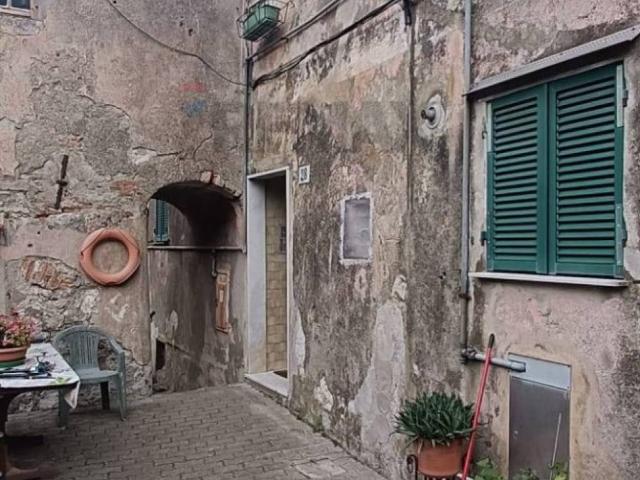 Appartamento in vendita a Genova GE