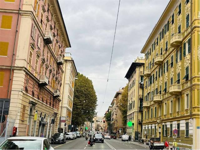 Appartamento in vendita a Genova GE