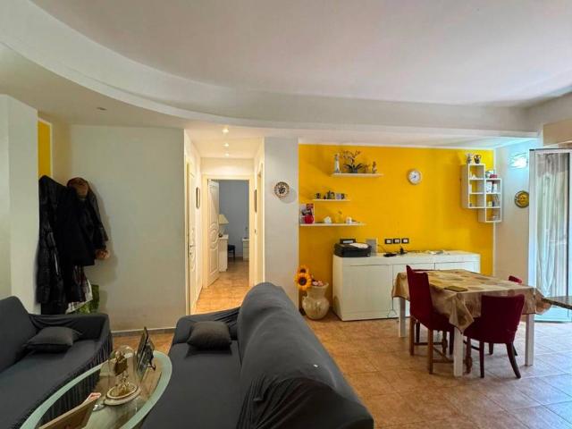 Appartamento in vendita a Genova GE