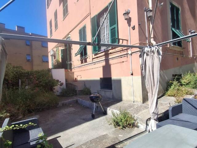 Appartamento in vendita a Genova GE