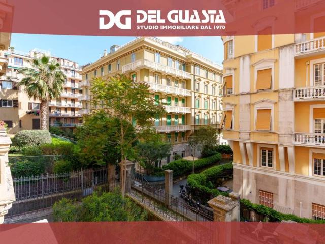 Appartamento in vendita a Genova GE