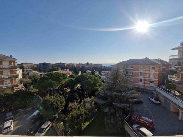 Appartamento in vendita a Genova GE