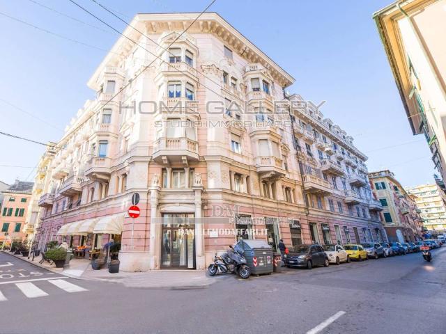 Appartamento in vendita a Genova GE