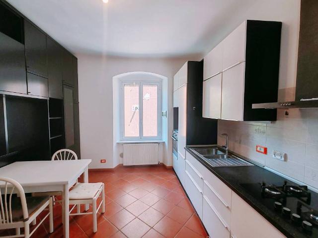 Appartamento in vendita a Genova GE