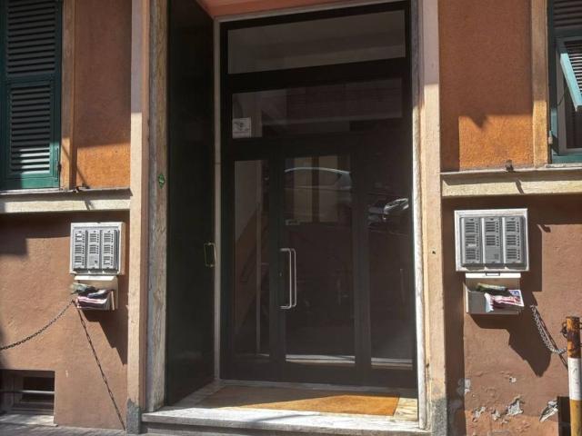 Appartamento in vendita a Genova GE