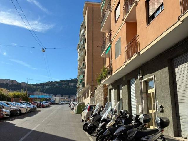 Appartamento in vendita a Genova GE