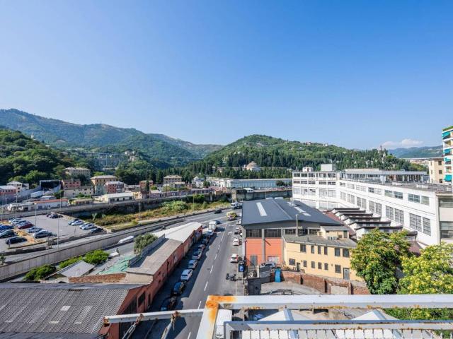 Appartamento in vendita a Genova GE