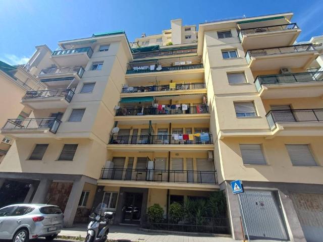 Appartamento in vendita a Genova GE