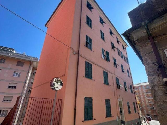Appartamento in vendita a Genova GE