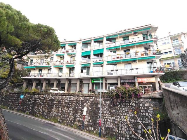 Appartamento in vendita a Genova GE
