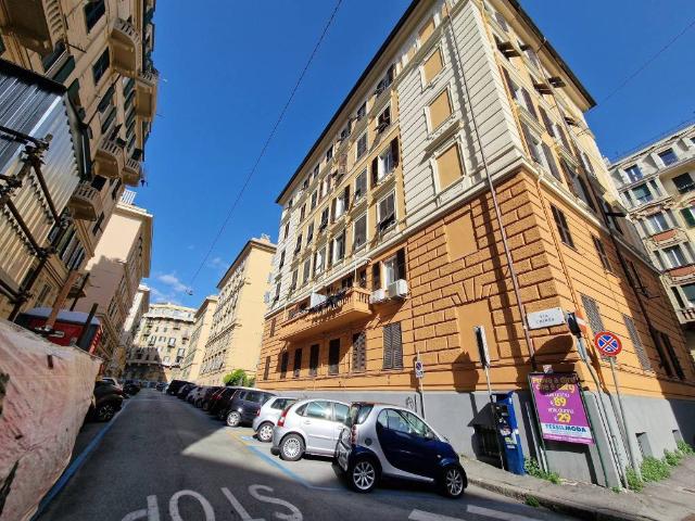 Appartamento in vendita a Genova GE