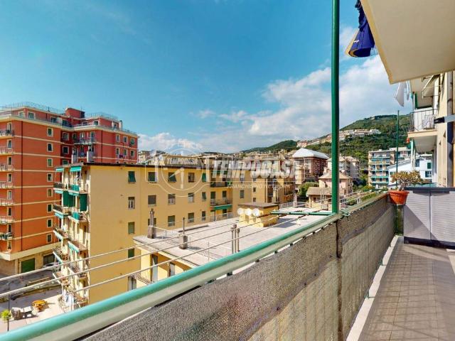 Appartamento in vendita a Genova GE
