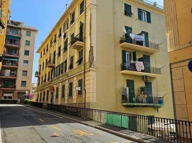 Appartamento in vendita a Genova GE