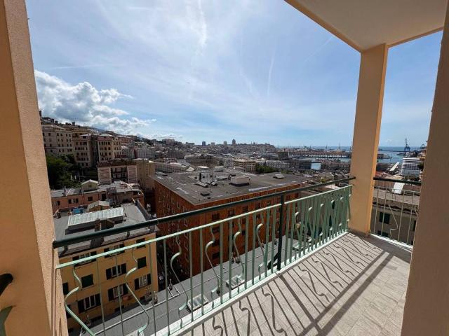 Appartamento in vendita a Genova GE