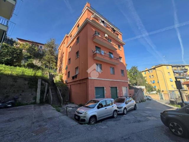 Appartamento in vendita a Genova GE