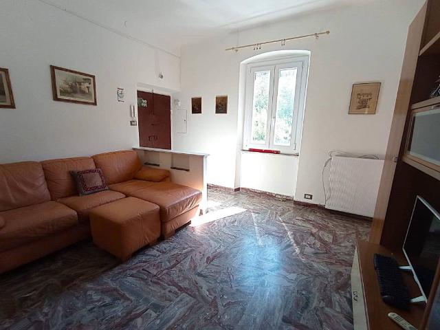Appartamento in vendita a Genova GE