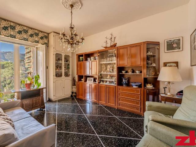 Appartamento in vendita a Genova GE