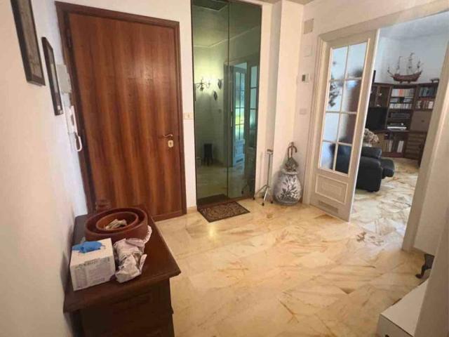Appartamento in vendita a Genova GE