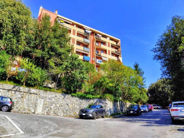 Appartamento in vendita a Genova GE