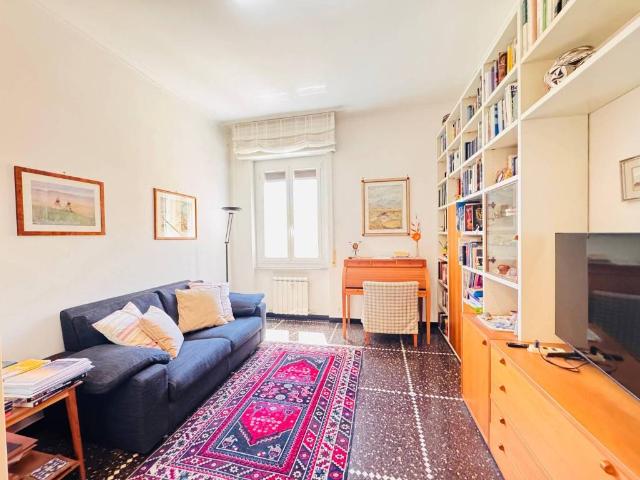 Appartamento in vendita a Genova GE