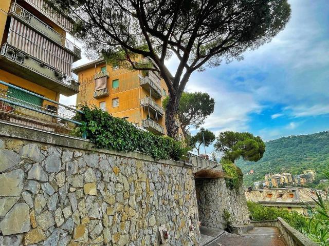 Appartamento in vendita a Genova GE