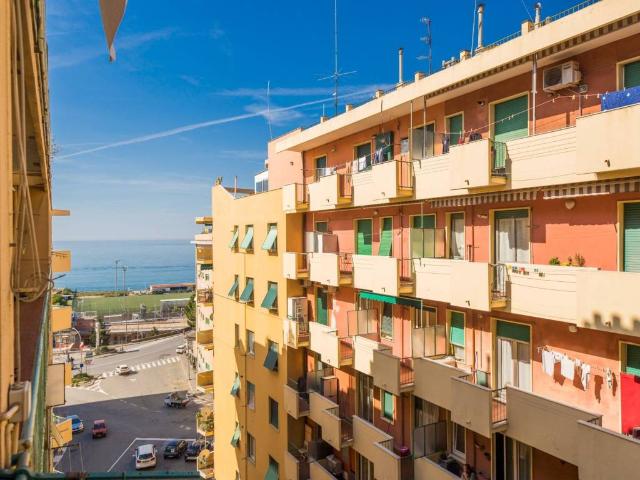 Appartamento in vendita a Genova GE