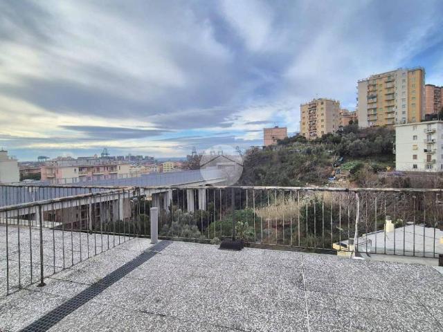 Appartamento in vendita a Genova GE