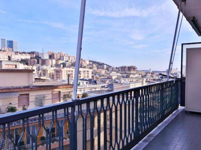 Appartamento in vendita a Genova GE
