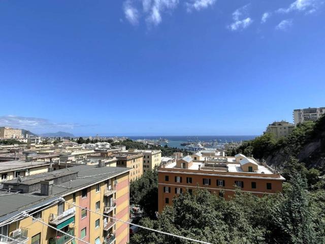 Appartamento in vendita a Genova GE
