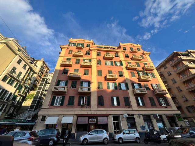 Appartamento in vendita a Genova GE