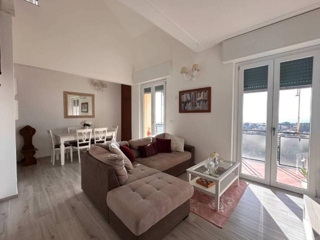 Appartamento in vendita a Genova GE